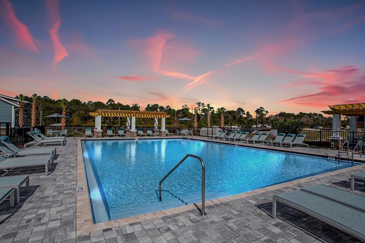 Ferienwohnung One Key Lux Apt - Lpga Speedway Airport Beach Daytona Beach Exterior foto
