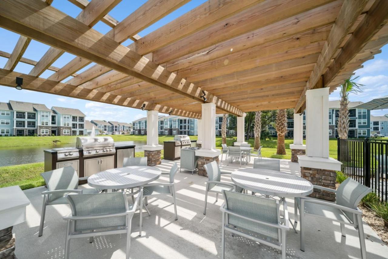 Ferienwohnung One Key Lux Apt - Lpga Speedway Airport Beach Daytona Beach Exterior foto