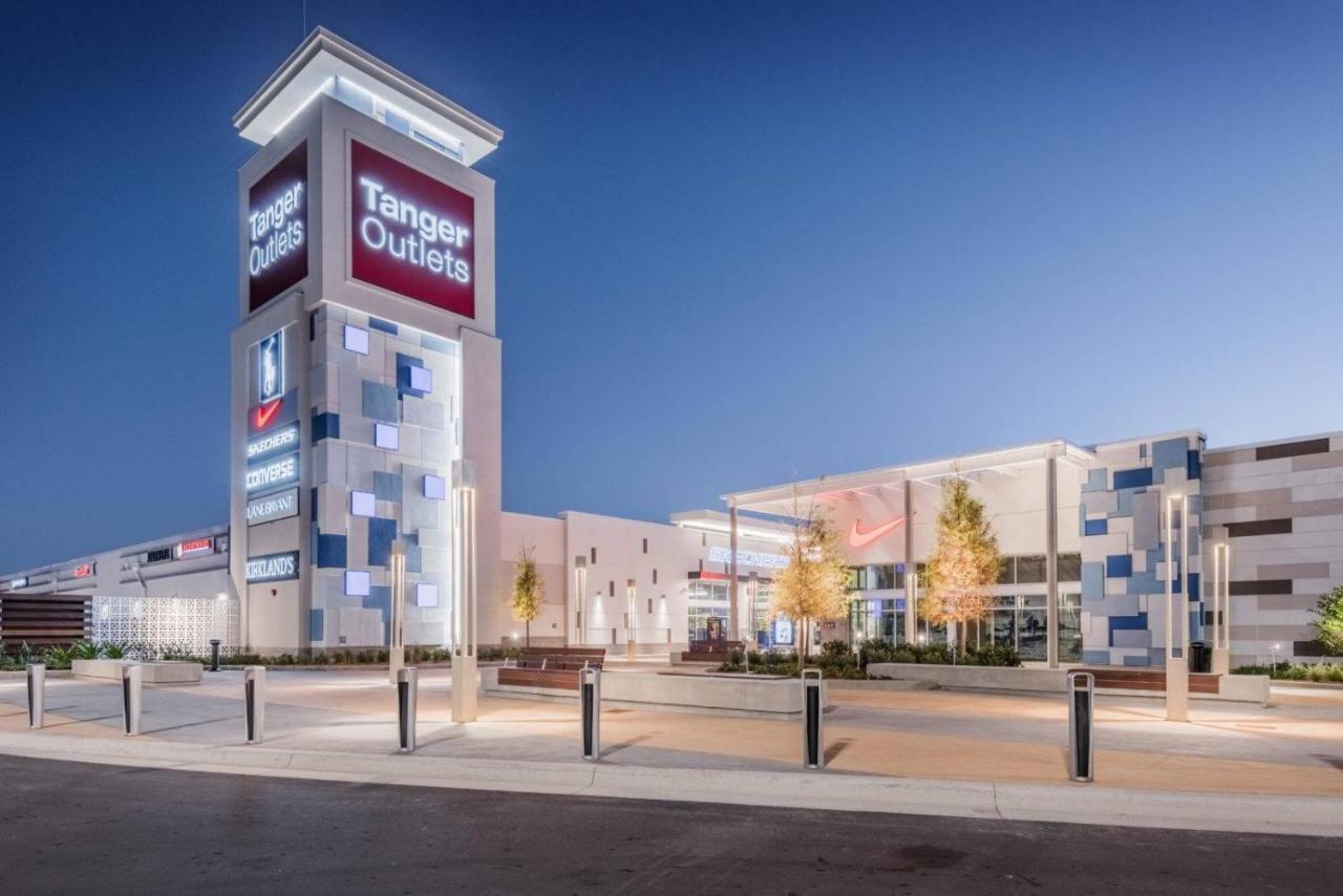 Ferienwohnung One Key Lux Apt - Lpga Speedway Airport Beach Daytona Beach Exterior foto